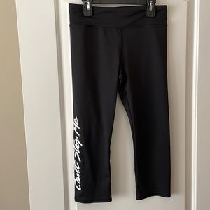 Old navy black Capri Workout leggings
